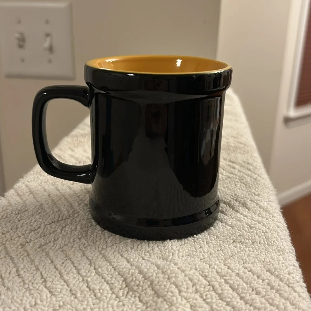 NFL Pittsburgh Steelers Black Gold Ceramic Mug 3-D Logo Tailgate-ready 8 oz